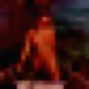 Alix, 30 ans, connectée à Albert pour un plan cul