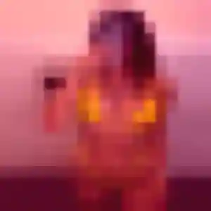 Estelle, femme de 21 ans veut plan cul à Allauch