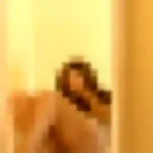 Photo de Caroline à Angoulême (24 ans) - plan cul sans inscription