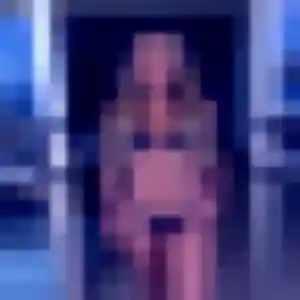 Flavia, 24 ans, connectée à Argenteuil pour un plan cul