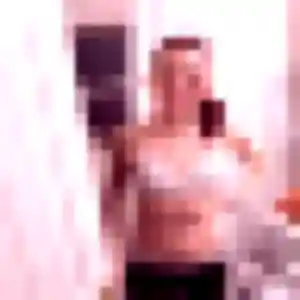 Theresa, 31 ans, en ligne à Arles pour un plan cul