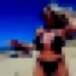 plan cul à Auby : profil de Lena, 19 ans - accès libre