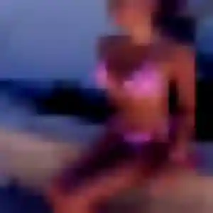 Photo de Yolande à Aulnoye-Aymeries (21 ans) - plan cul sans inscription