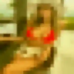 Giulia, fille de 25 ans cherche plan cul à Aurillac