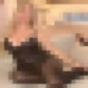 Anne-Charlotte de Avallon, 23 ans - plan cul en toute liberté