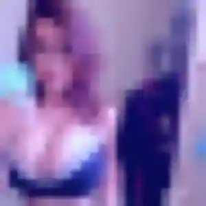 Leonore, 22 ans, cherche un plan cul à Bailleul