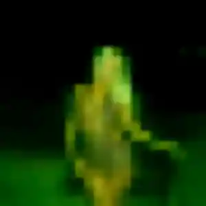 Charmante Nora, 40 ans à Beynes - découvrir son profil