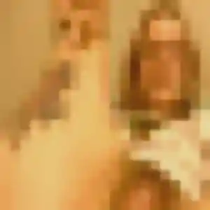 Suzanne, 26 ans, connectée à Bon-Encontre pour une rencontre coquine