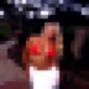 Photo exclusive de Iris, 19 ans à Bonchamp-lès-Laval - plan discret