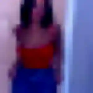 Découvre Heloise, 26 ans à Bourg-la-Reine gratuitement