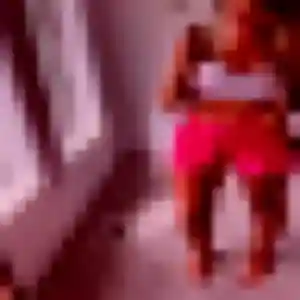 Photo de Julie à Bruguières (28 ans) - plan cul anonyme