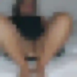 Eleonore, 28 ans, en ligne à Brunoy pour un plan cul