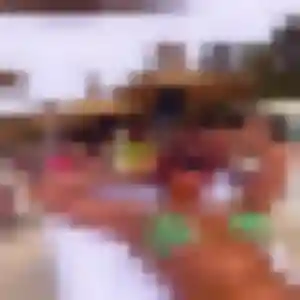 Geraldine, 32 ans, connectée à Cambo-les-Bains pour un plan cul