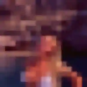 Adelaide (25 ans) à Canet-en-Roussillon propose une rencontre maintenant