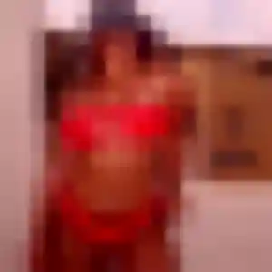 Celia, 23 ans, en ligne à Canteleu pour un plan cul