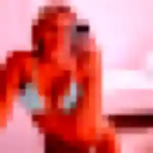 Zoe, 26 ans, connectée à Carquefou pour un plan cul