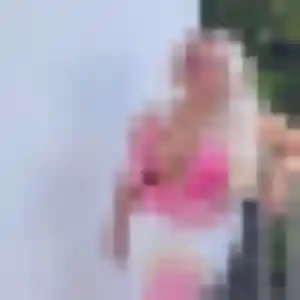 Laura, fille de 22 ans propose plan cul à Cassis