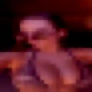 Contacte Maeva, 24 ans à Cassis en privé