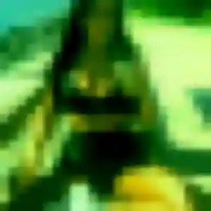 Leana (24 ans) à Cessy propose une rencontre aujourd'hui