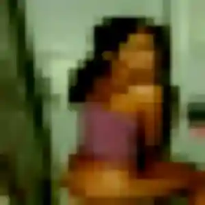 Delice, femme de 20 ans propose plan cul à Chartres-de-Bretagne