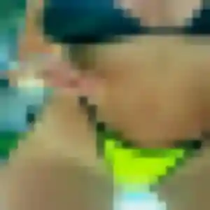 Jolie Adele, 23 ans à Chennevières-sur-Marne - la contacter