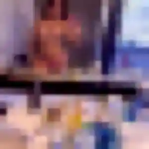 Kim de Chiconi, 24 ans - plan cul discret