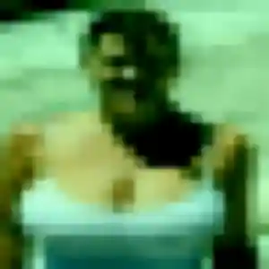 Contacte Constance, 20 ans à Chirongui en privé