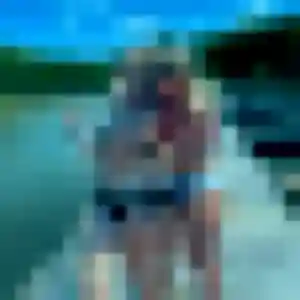 Elise, 27 ans, connectée à Choisy-le-Roi pour un plan cul