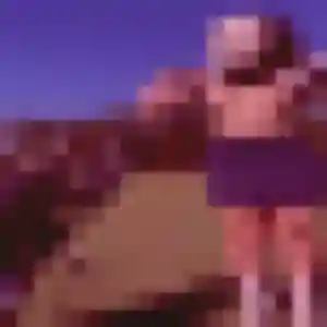 Kenza, 22 ans, connectée à Clichy pour un plan cul