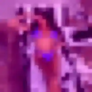 Katia, 36 ans, connectée à Clisson pour un plan cul