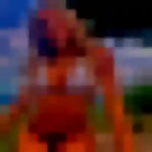 Augustine, 21 ans, disponible à Comines pour un plan cul