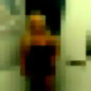 Bernadette, 21 ans, en ligne à Coulounieix-Chamiers pour une rencontre coquine