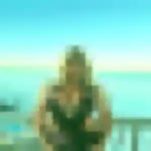 Coralie (26 ans) à Croissy-sur-Seine propose une rencontre maintenant