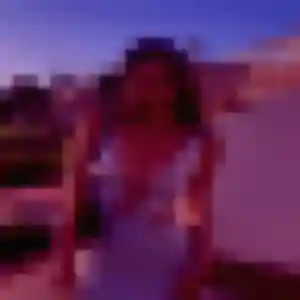 Rejoins Myriam, 27 ans à Dainville en privé