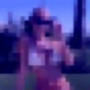 Luna (24 ans) à Darnétal propose un plan cul ce soir