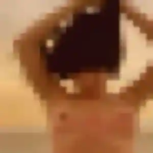 plan cul à Dinard : photo de Elsa, 42 ans - accès libre