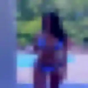 plan cul à Dompierre-sur-Mer : photo de Lou-Anne, 24 ans - accès libre