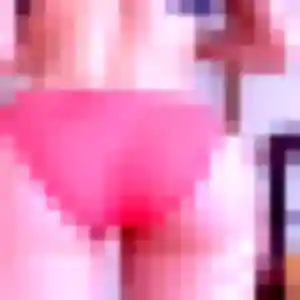 Christelle, 25 ans, connectée à Douvres-la-Délivrande pour un plan cul