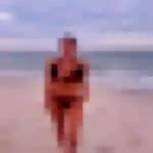 Fanny (40 ans) à Ferney-Voltaire attend un plan cul maintenant