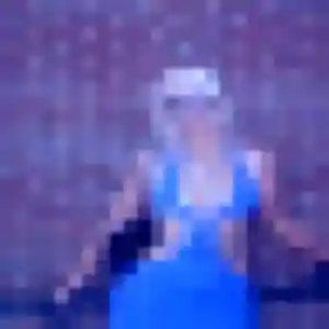 Naomi de Francheville, 23 ans - plan cul discret