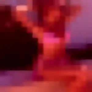 Laura (21 ans) à Franconville attend une rencontre ce soir