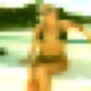 Photo de Azalee à Fresnes-sur-Escaut (19 ans) - plan cul discret