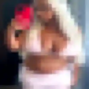 Profil de Urielle à Gémenos (24 ans) - plan cul sans inscription