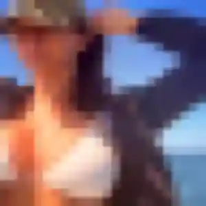 Photo privée de Maya, 40 ans à Grand-Couronne - rencontre sans lendemain