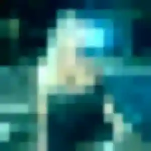 Nathalie, 21 ans, connectée à Grenoble pour un plan cul