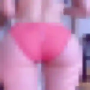 Khadija, femme de 29 ans veut plan cul à Grézieu-la-Varenne