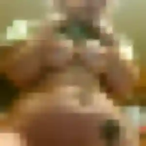 Colombine, 34 ans, en ligne à Guéret pour une rencontre coquine