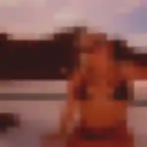 Charmante Salima, 29 ans à Gueugnon - voir sa photo