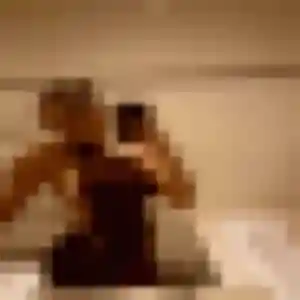 Kenza, 24 ans, en ligne à Irigny pour une rencontre coquine