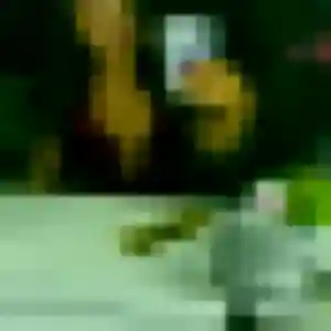 plan cul à Issy-les-Moulineaux : profil de Faustine, 35 ans - accès libre